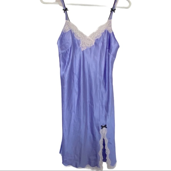 Victoria's Secret Other - Victoria’s Secret silk slip spaghetti strap EUC XS